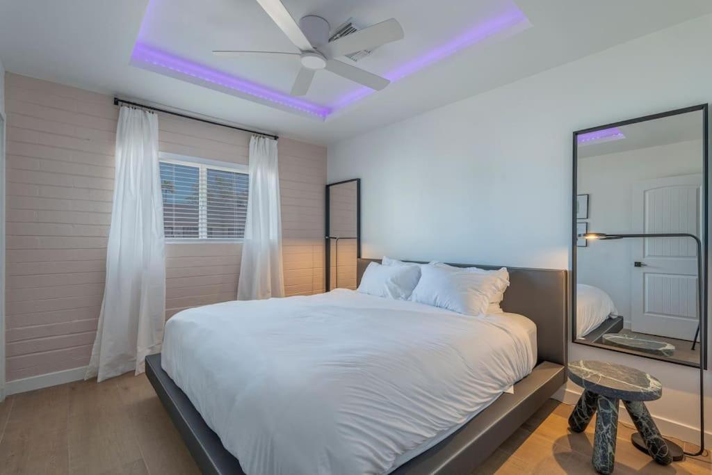 Ash And Ko Aparthotel Phoenix Bagian luar foto